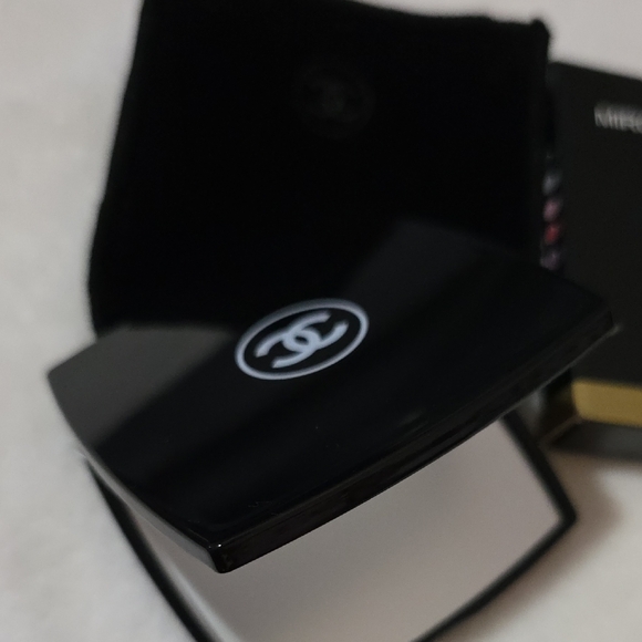 NEW~ CHANEL Double Sided Mirror - Picture 3 of 10